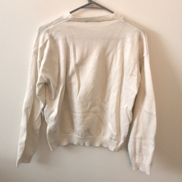 SOLD❗️Brandy Melville Poppy White Sweater - Picture 2 of 4
